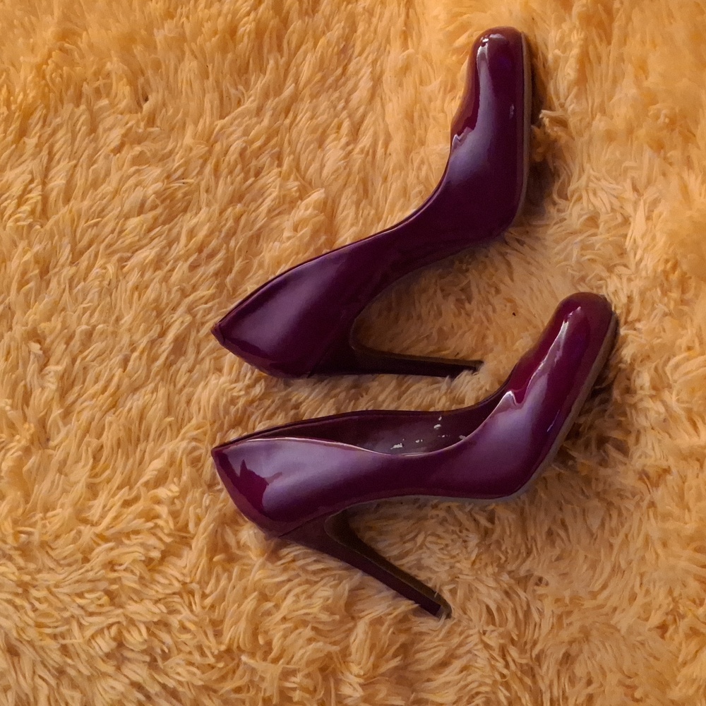 Never worn......Jessica Simpson Calie ruby patent heel - Picture 3 of 3